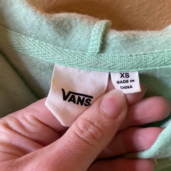 Vans • cropped hoodie - Picture 3 of 5